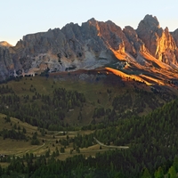 První paprsky na Val Gardena