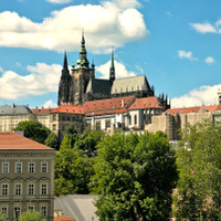 Jaro v podhradí 