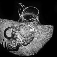 Naliate svetlom