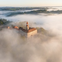 ... ČESKO ...