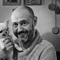 Docent Tomáš s trhačem