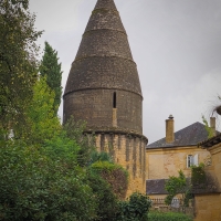 Černá věž v Sarlatu