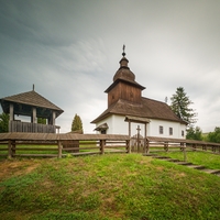Kostel sv. Jana Křtitele u Kalné Roztoky na Slovensku