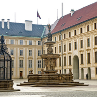 Druhé nádvoří Pražského hradu 