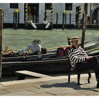 Jen takový cvak z nudy... Viselo mi cosi na krku a na tom byl takový čudlík. A tak jsem ho zkusil zmáčknout....