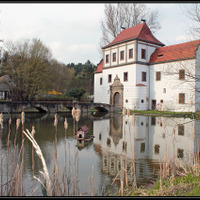 Vodní zámek v Hainewalde