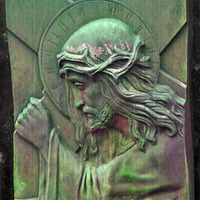 tvář vykupitele 401
