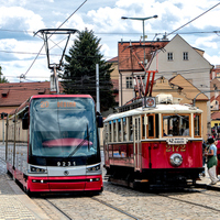 Stará a nová tramvaj :-)